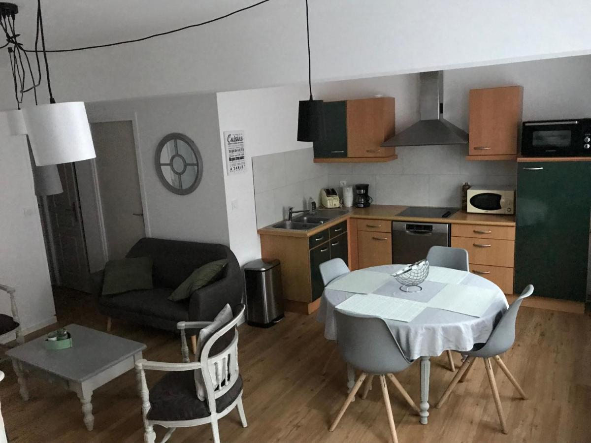 Le Saint Pierre Apartment Roye  Exterior photo